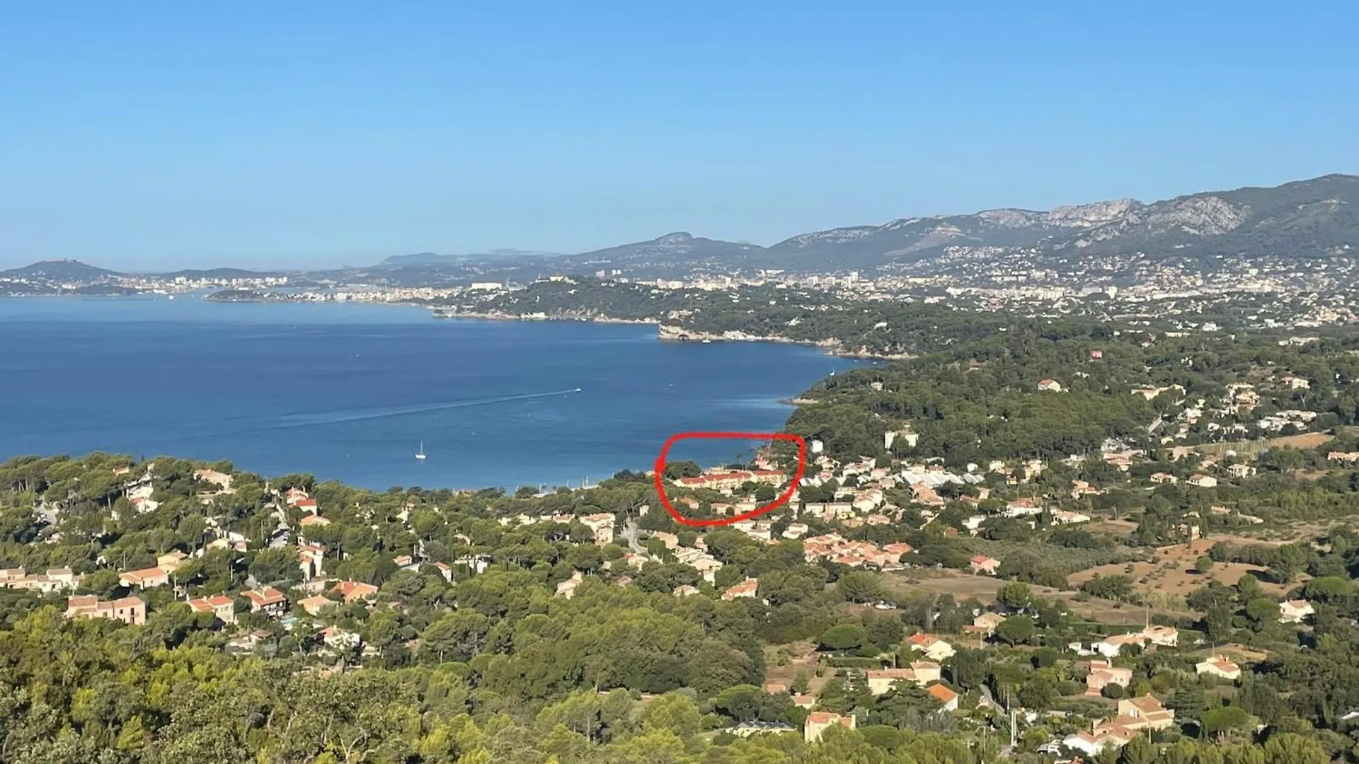 Appartement Cosy Vue Mer A 50 M De La Plage - Refait A Neuf Et Climatise Le Pradet